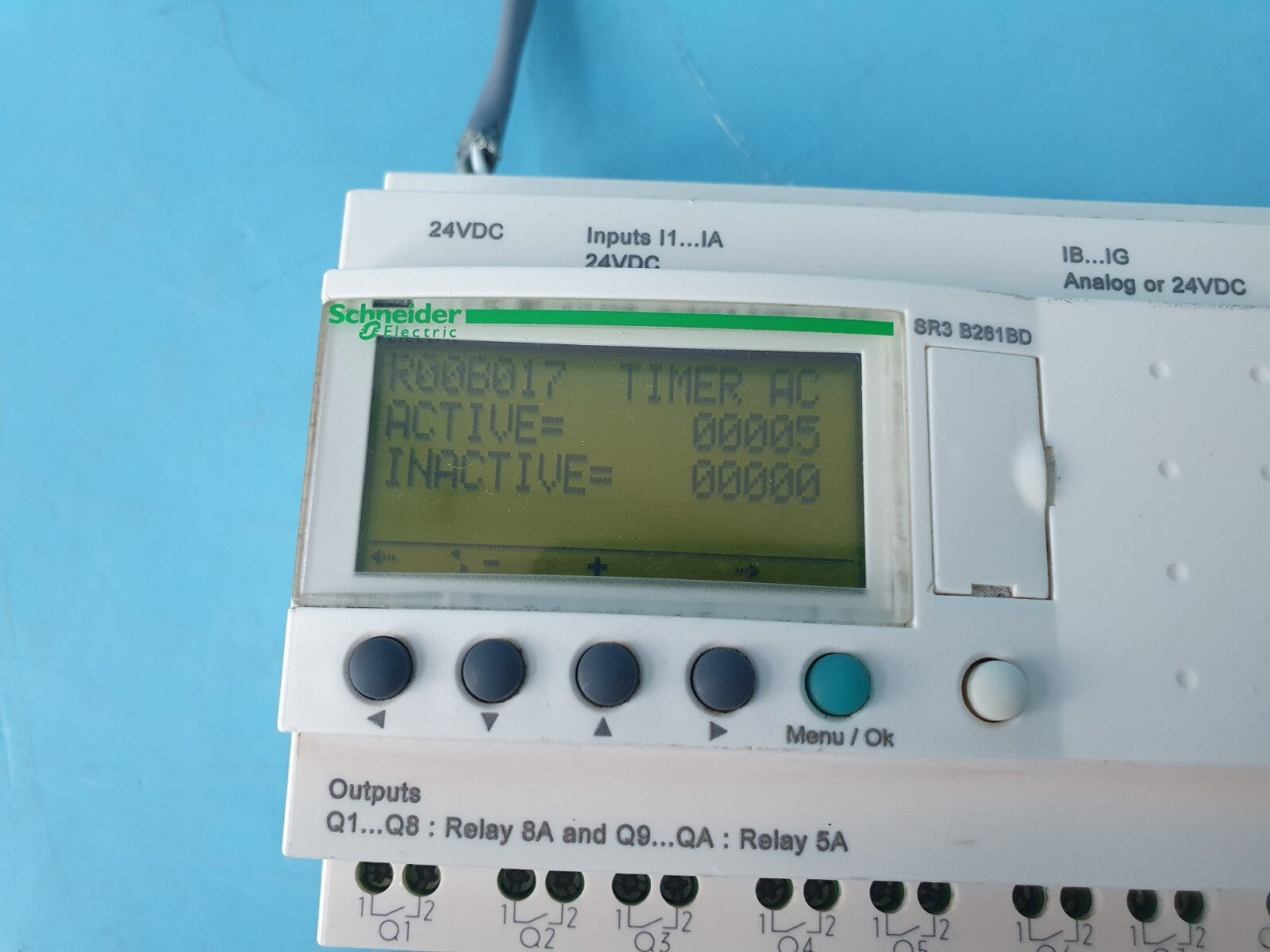 Schneider Electric Zelio SR3 B261BD PLC
