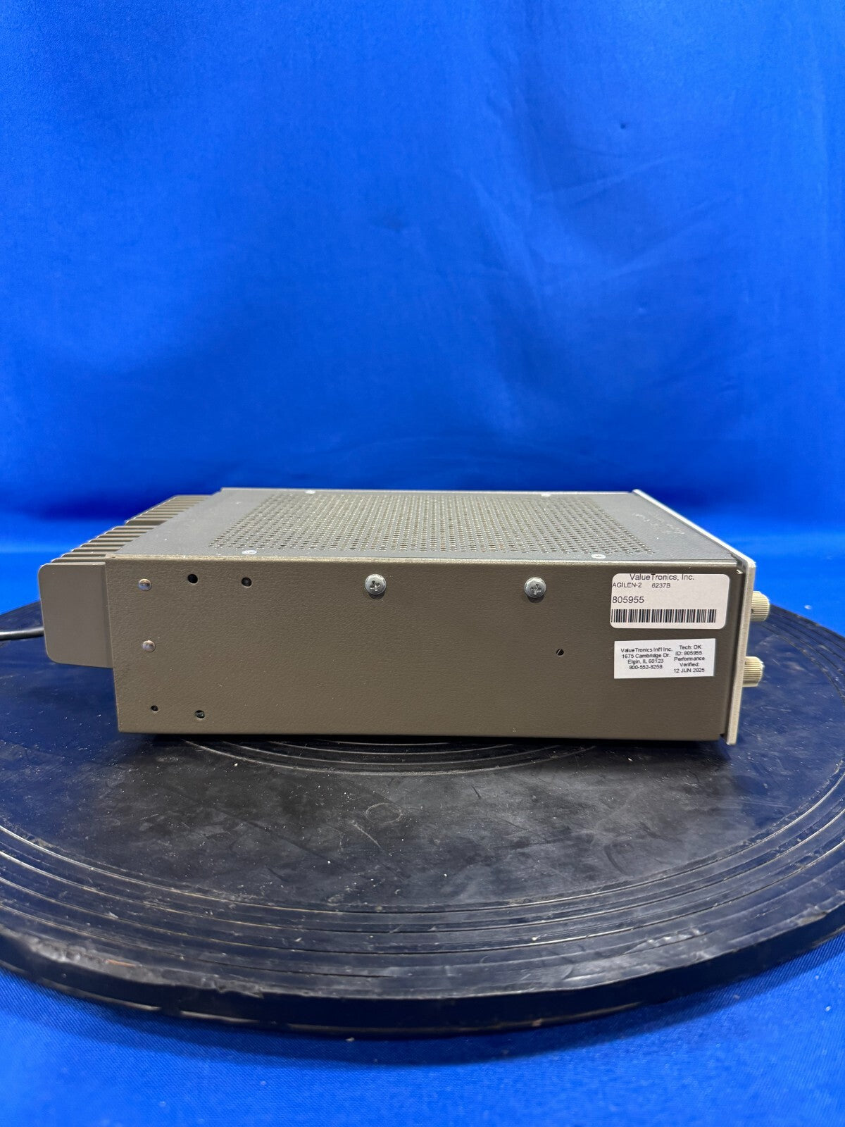 HP 6237B Triple Output Power Supply