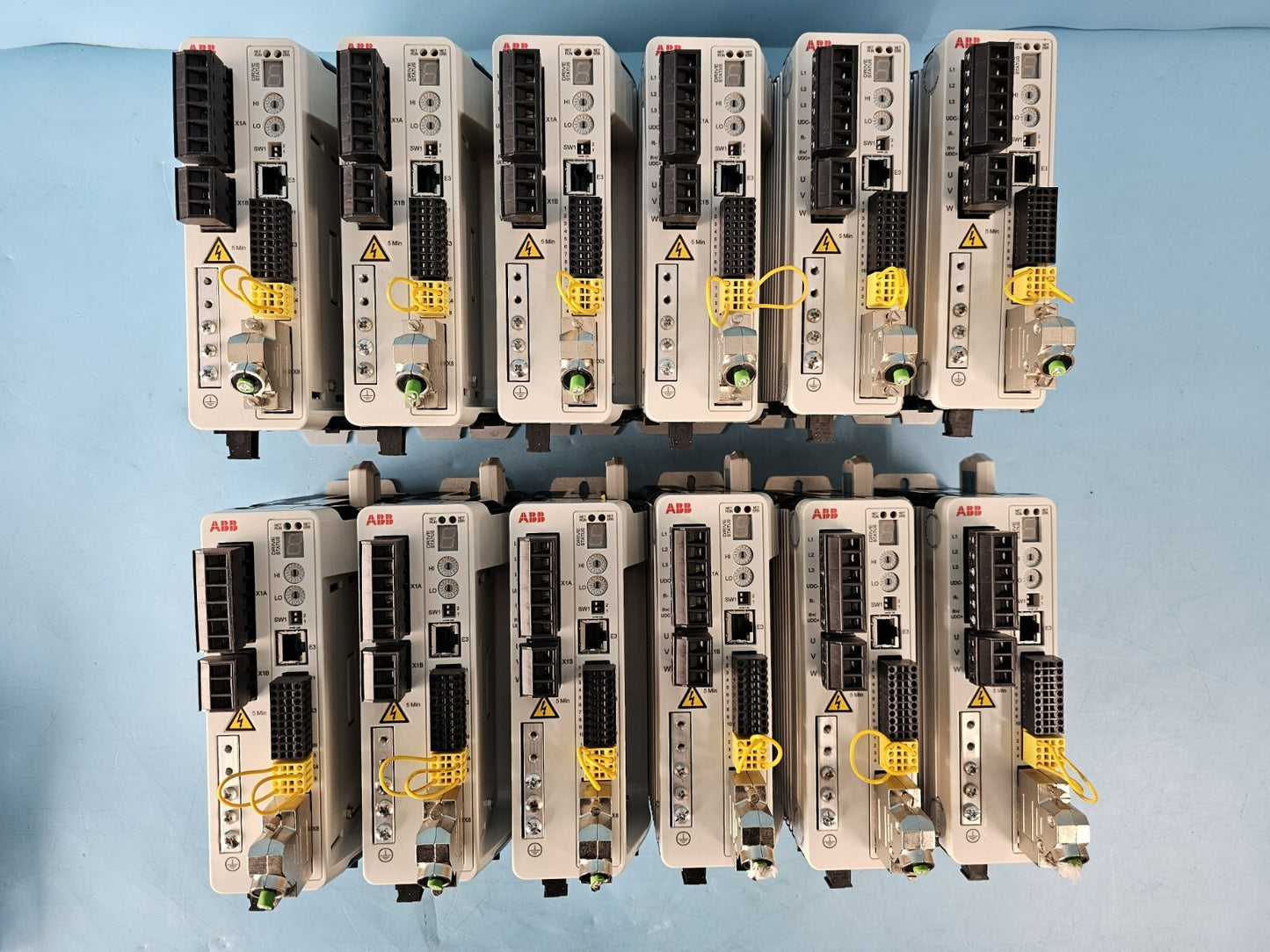 ABB MFE190-04UP-09A0-2 Servo Motor Driver