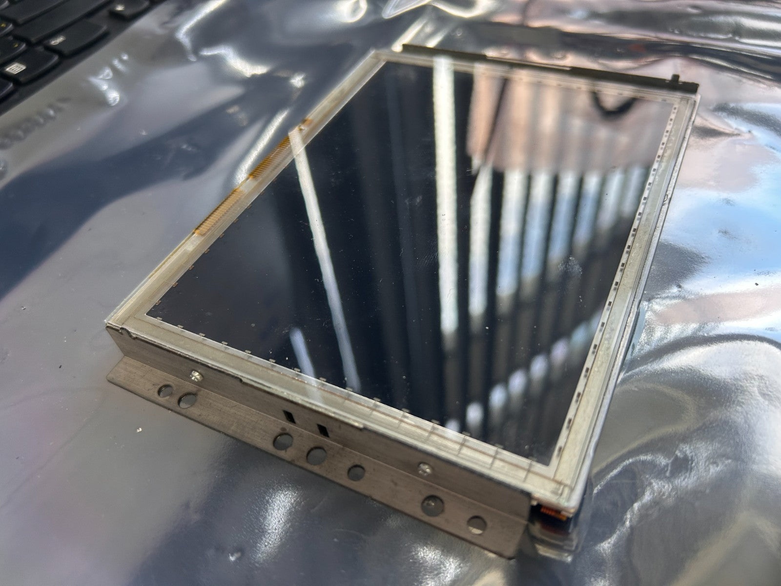 LCD L10276BCB-01 Display Panel