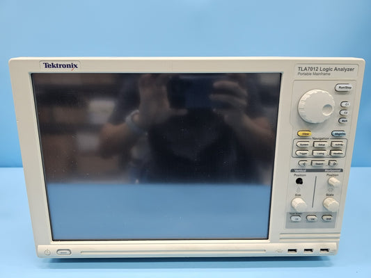 Tektronix TLA7012 Logic Analyzer Portable Mainframe
