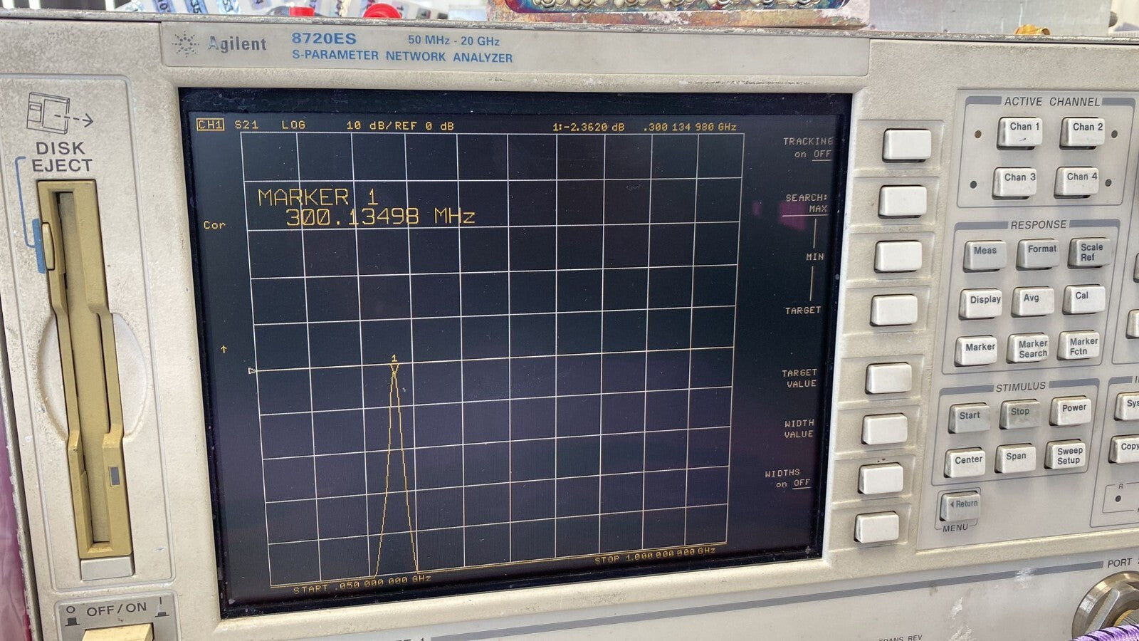 Band Pass Filter 300 MHz Center Frequency 7 MHz BW