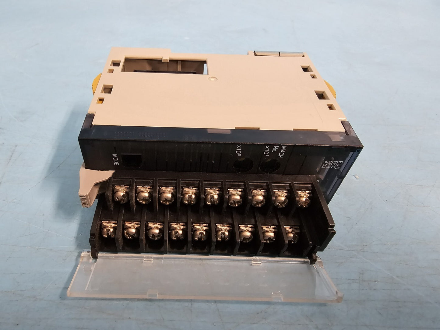 Omron CJ1W-DA041 D/A Converter Unit