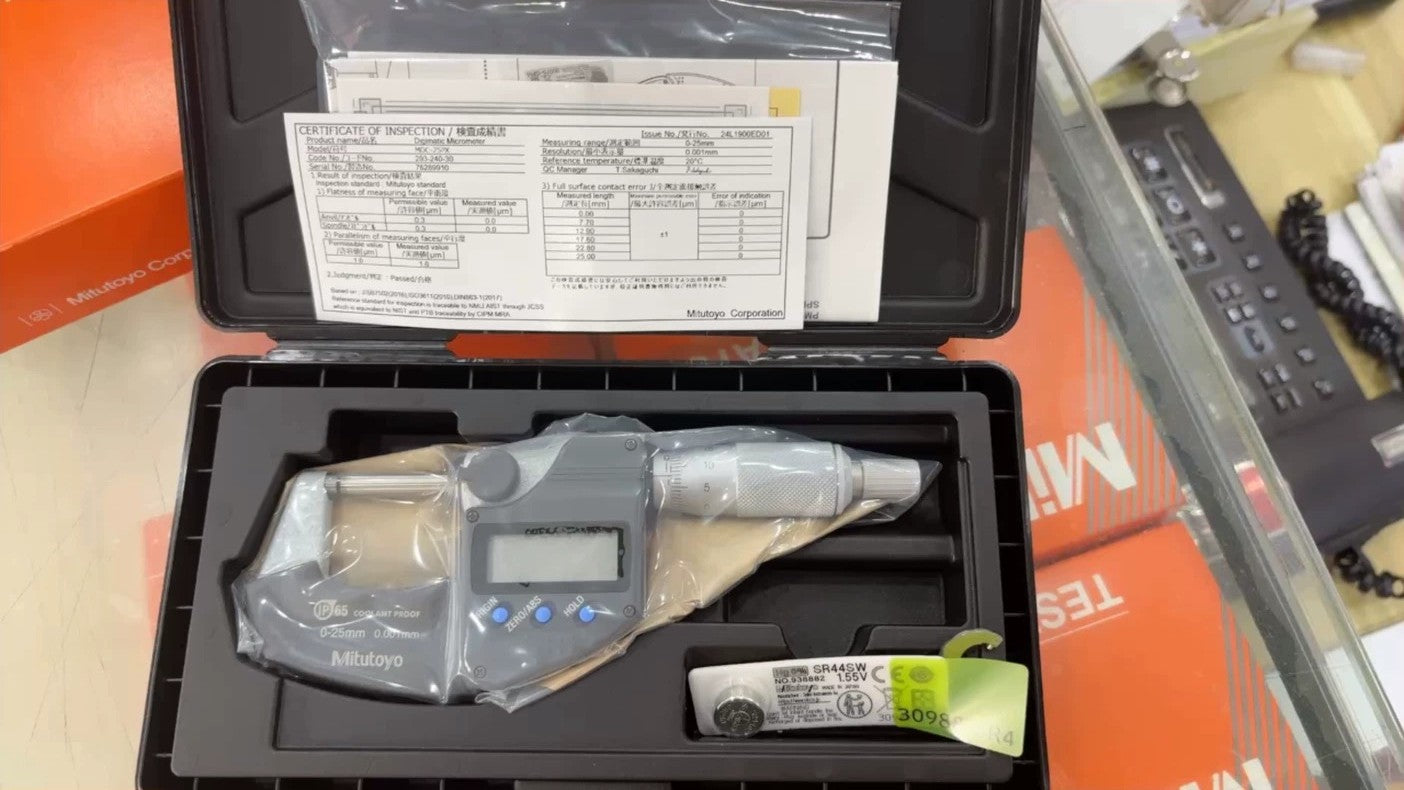 New Mitutoyo 293-240-30 MDC-25PX Digital Micrometer 0.01mm