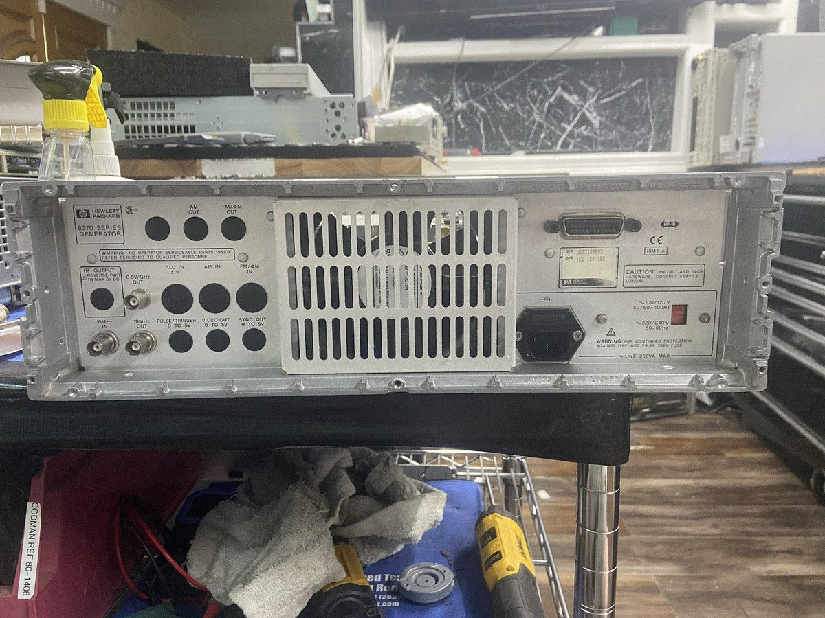 Agilent HP 83712B 0.01-20GHz Signal Generator