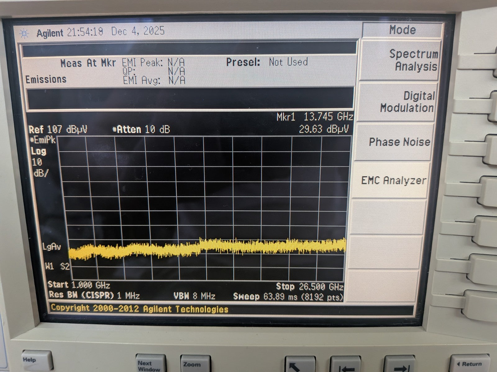 PSA Agilent E4440A Spectrum Analyzer 27GHz Calibrated