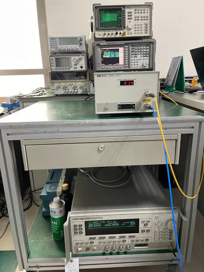 HP Agilent 8349B 2-20GHz Microwave Amplifier