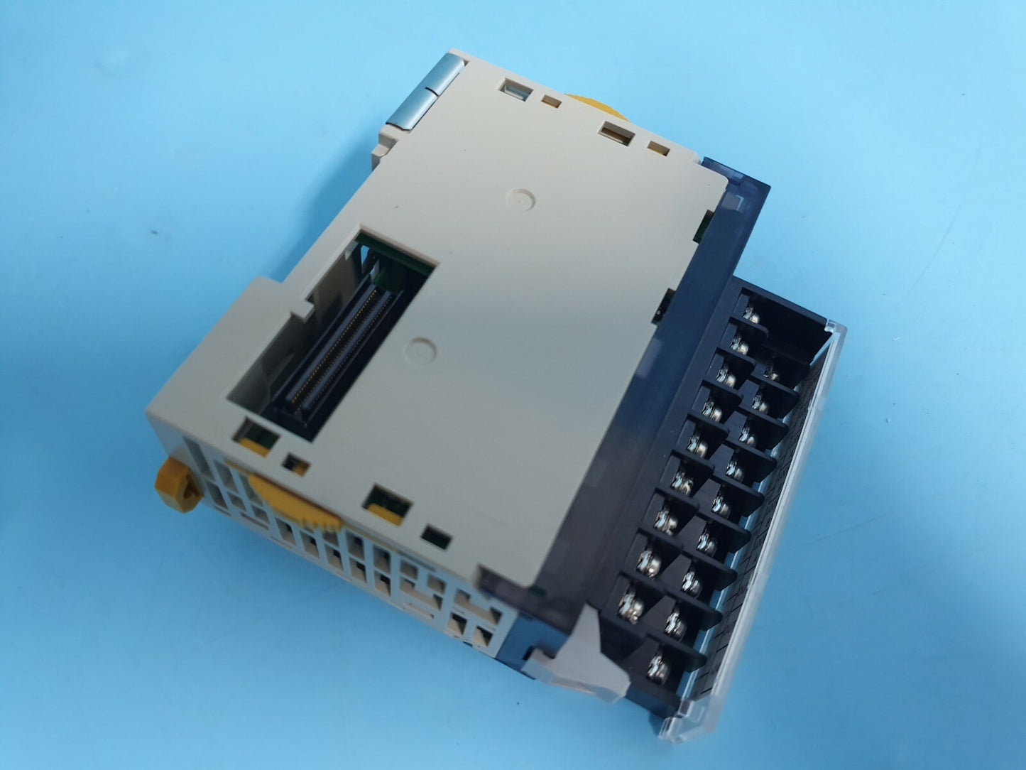 Omron CJ1W-TC101 Temperature Control Unit