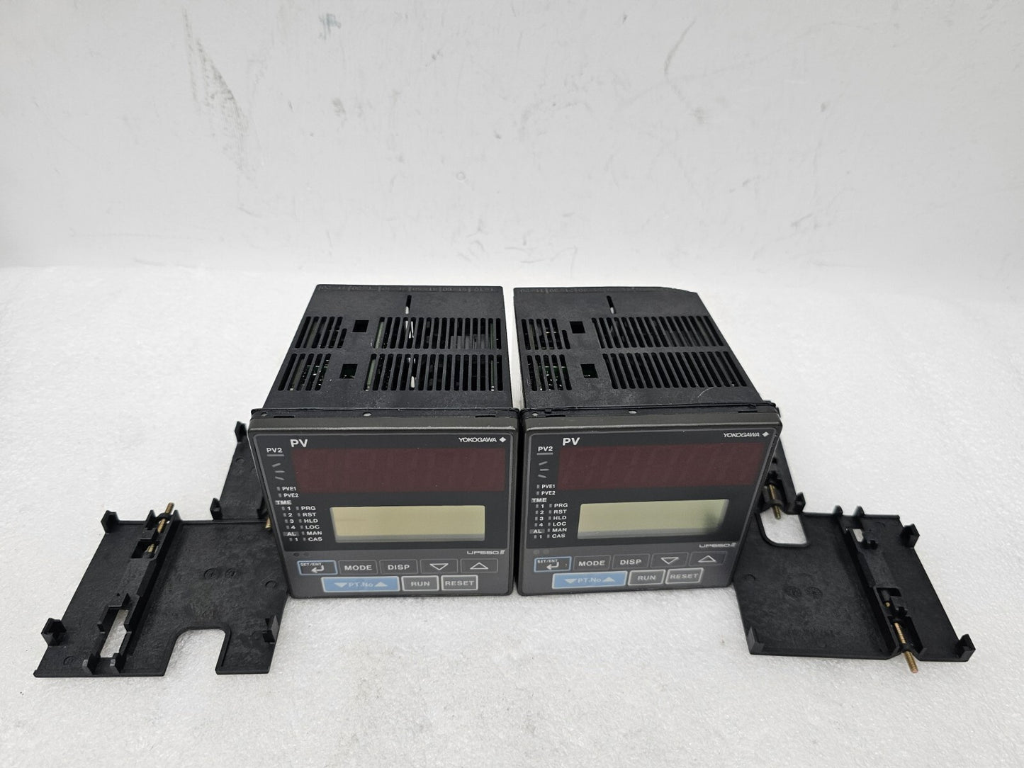 Yokogawa UP550 Controller UP550-01 S4