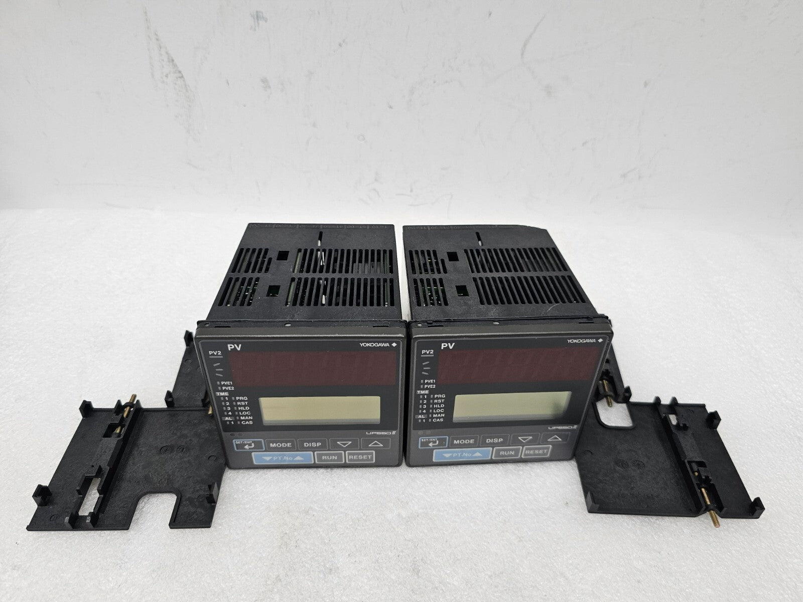 Yokogawa UP550 Controller UP550-01 S4