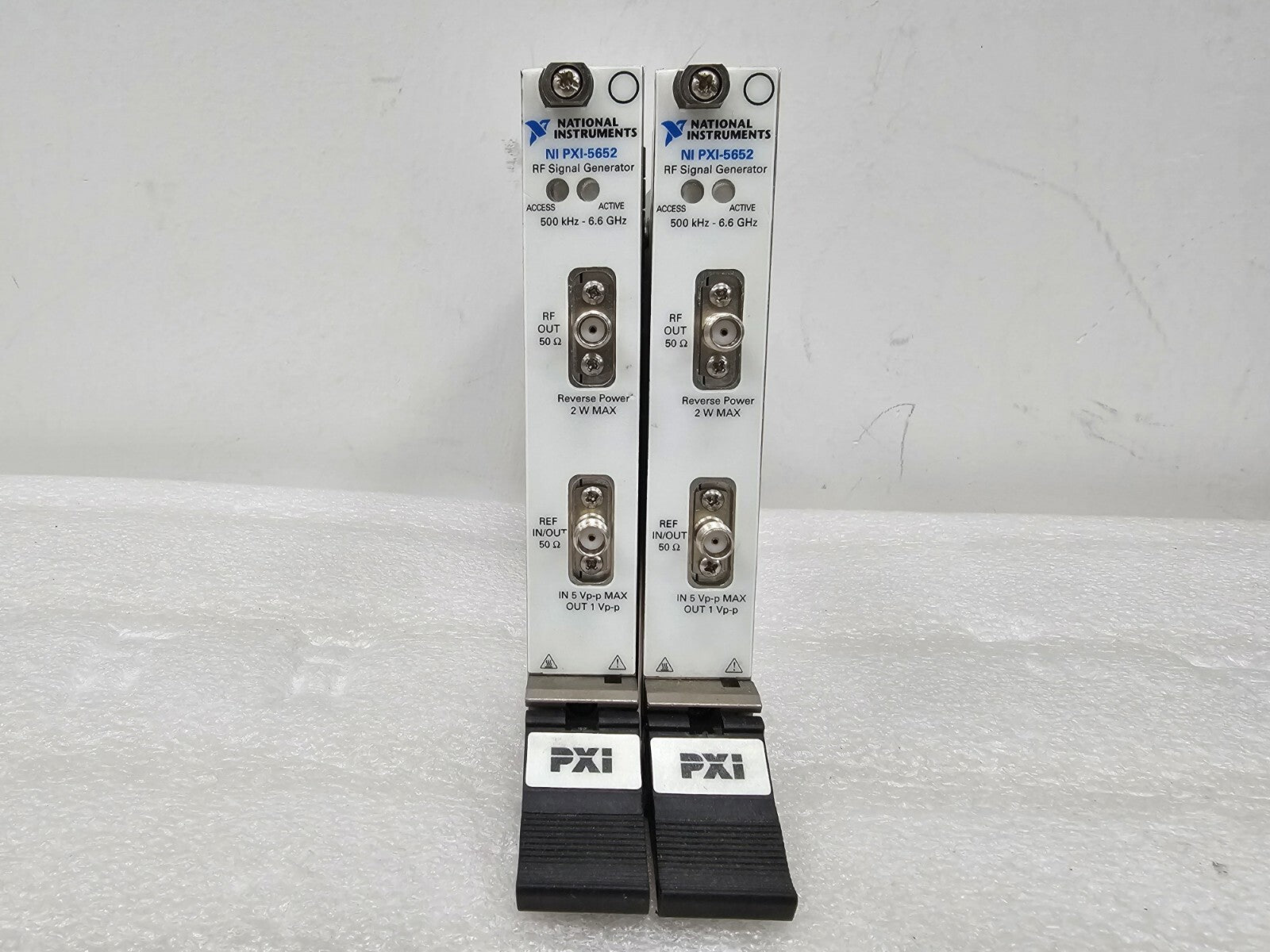 National Instruments NI PXI-5652 191967G-03 RF Signal Generator