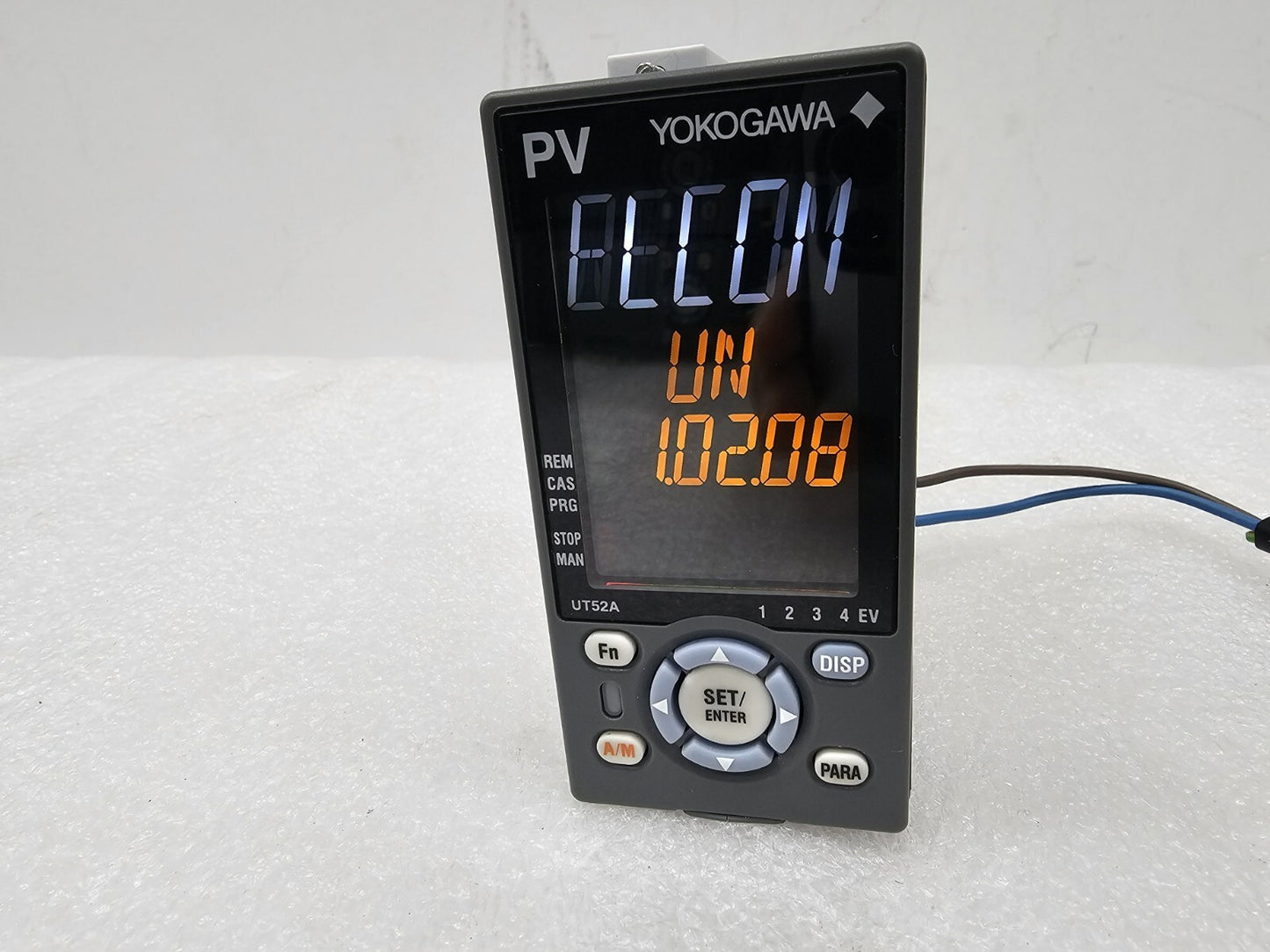Yokogawa UT52A Temperature Controller S8 R1