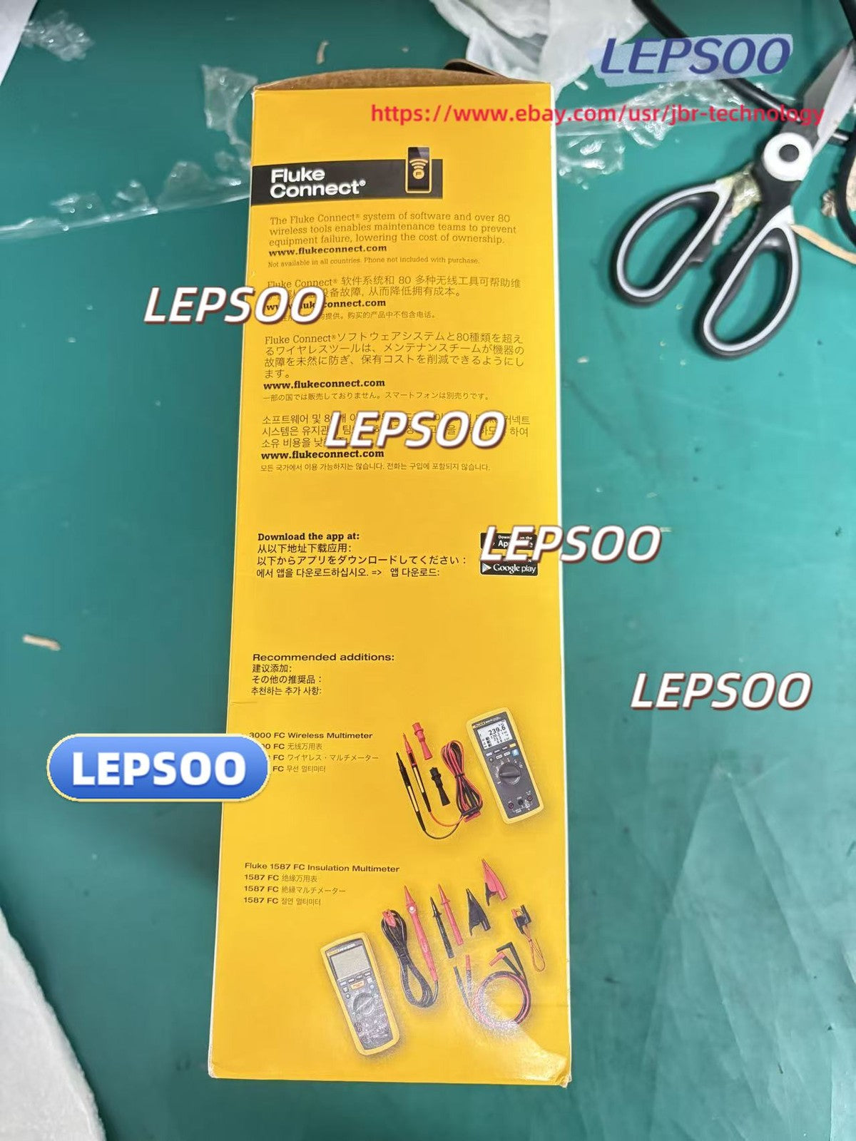 Fluke 378 FC Non-Contact Voltage Clamp Meter