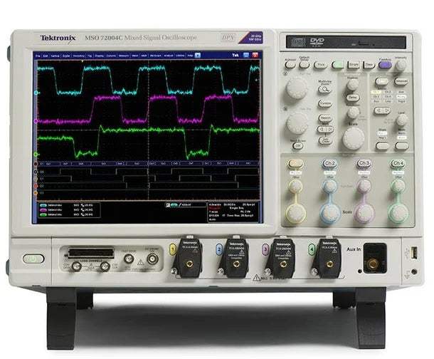 Tektronix DSA73304D 33 GHz Analyzer (Used)